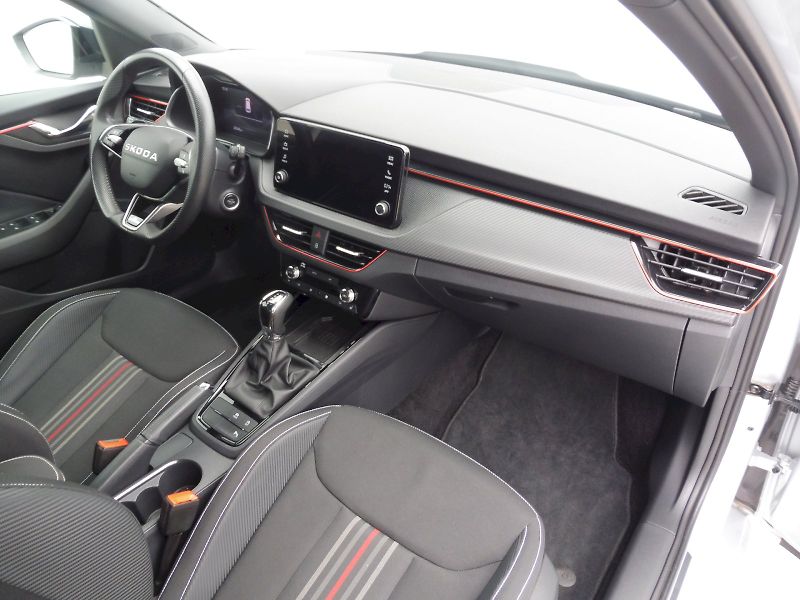 Škoda Kamiq (2025) Monte Carlo 1,0 TSI 85kW DSG - fotka 8 z 30