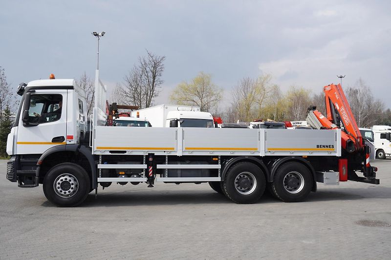 Mercedes-Benz (2018) Arocs 2633 flatbed truck/Crane - fotka 8 z 24
