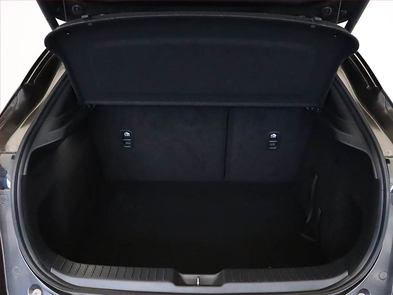 Mazda CX-30 (2021) Plus Skyactiv-G 2.0 - fotka 12 z 21