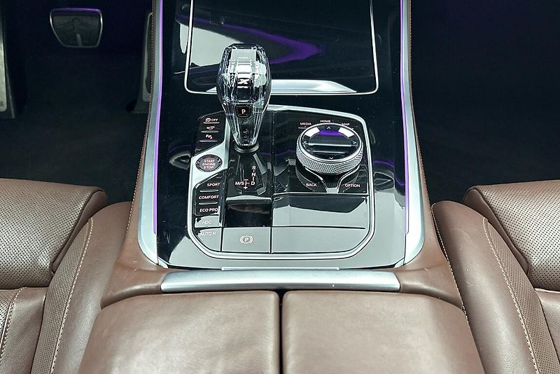 BMW X5 xDrive40d - fotka 10 z 13
