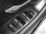 Jaguar E-Pace (2018) 2.0 D, LED, navi, kamera - náhled 17