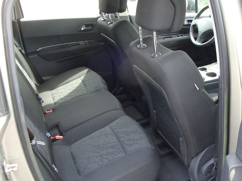 Peugeot 3008 1.6i, nové rozvody - fotka 17 z 25