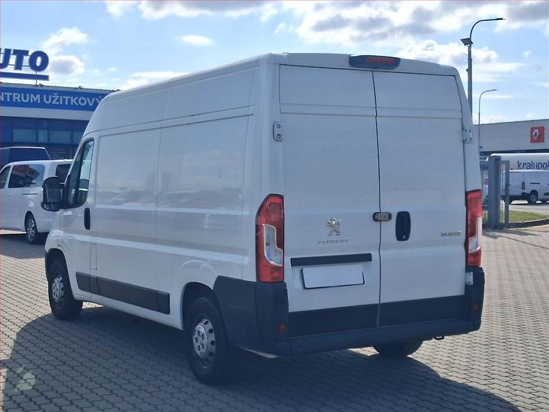 Peugeot Boxer (2020) 2.2 BlueHDi, L2H2, 1.0t - fotka 4 z 15