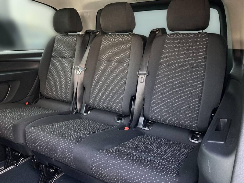 Mercedes-Benz Vito (2024) 119 CDI / Tourer Select / L / - fotka 12 z 27
