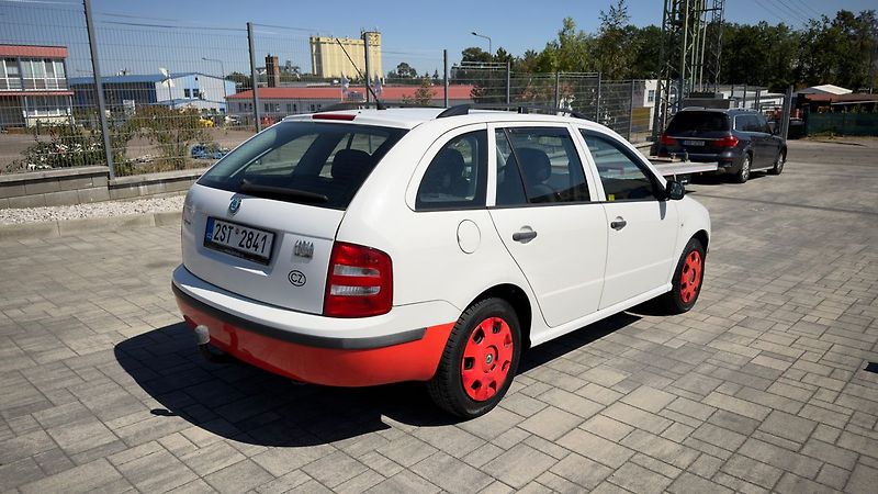 Škoda Fabia 1.2i 12V ČR 1. maj - fotka 6 z 25