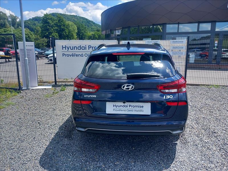 Hyundai i30 1,0 T-GDi, MT STYLE SAFETY - fotka 7 z 25