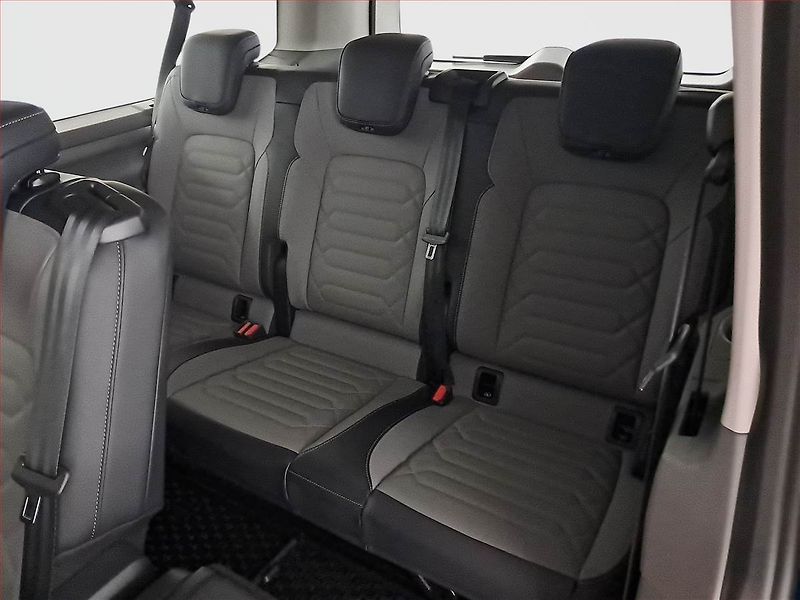 Volkswagen Caravelle (2025) Style 2.0 TDI 4Motion, ČR - fotka 16 z 21