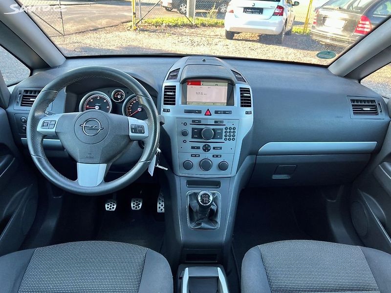 Opel Zafira (2008) 1.7 CDTi 92 kW 7 míst,Sport - fotka 11 z 20