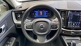 Volvo XC60 CORE, B4 AWD, 145+10 kW / 197+ - náhled 12
