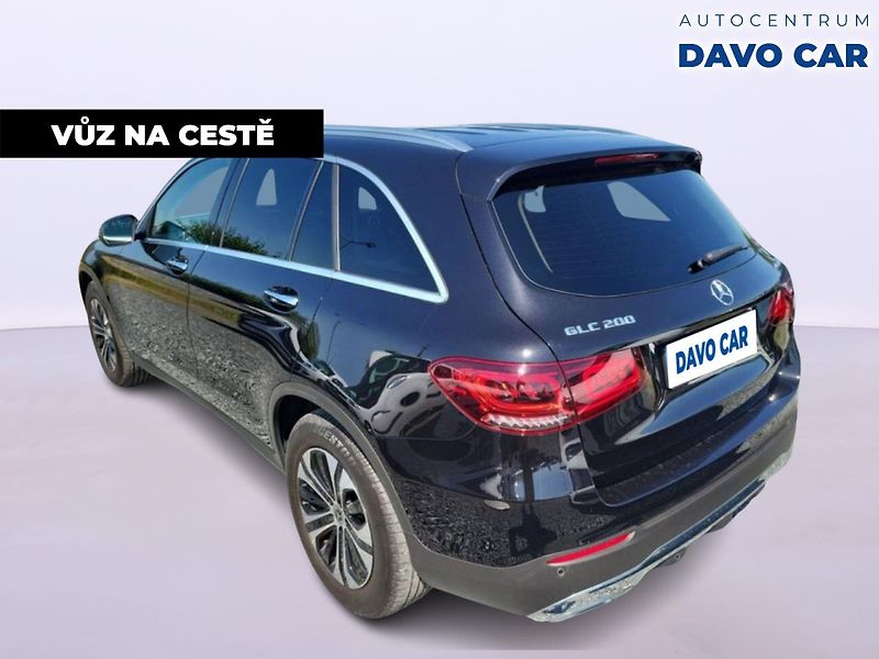 Mercedes-Benz GLC 2,0 200 4Matic DPH CZ 1.Maj. - fotka 2 z 10