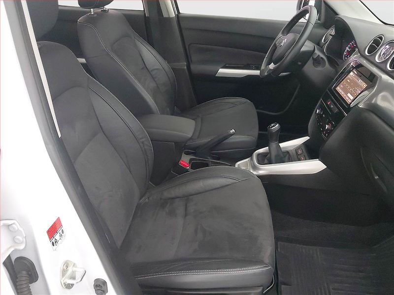 Suzuki Vitara (2017) 1.6 VVT, ČR,1.maj, Serv.kniha - fotka 9 z 19