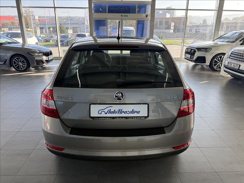 Škoda Rapid 1,2   TSI 81kW,SERVISKA,1.MAJI - fotka 5 z 18