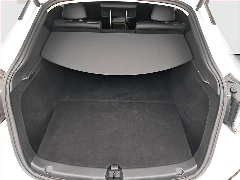 Tesla Model Y (2023) Long Range AWD 79kWh, SoH 93% - fotka 14 z 20
