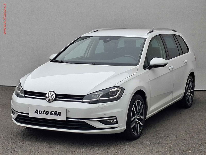 Volkswagen Golf (2018) 2.0 TDi, Join, LED, navi - fotka 3 z 18