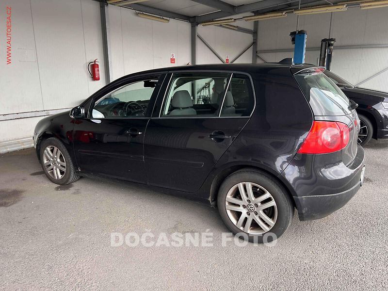 Volkswagen Golf (2007) 1.9TDi, Klima - fotka 2 z 3