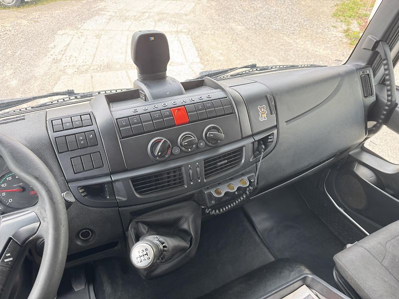 Iveco Eurocargo (2019) 120E22 EL - shrnovačka - vrata - fotka 30 z 32