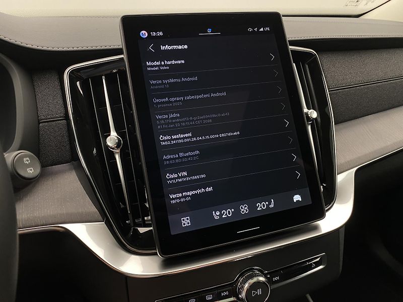 Volvo XC90 (2026) B5 AWD AUT DARK PLUS 7míst - fotka 63 z 70