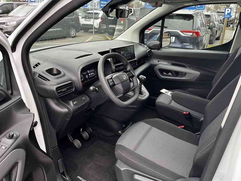 Toyota ProAce City Verso 1.5D MT Business ODBĚR 11/2026 - fotka 12 z 28