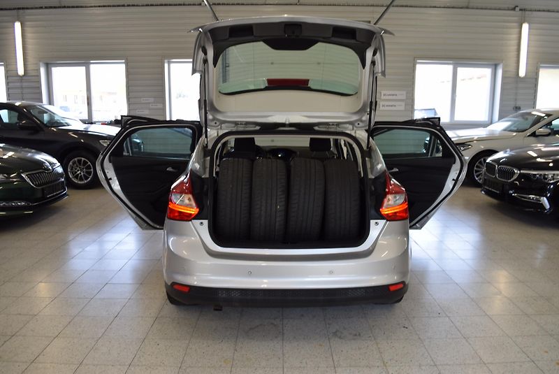 Ford Focus 1.6 TDCI CEBIE - fotka 13 z 34