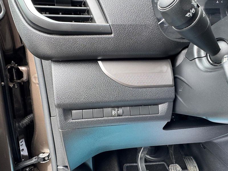 Citroën SpaceTourer (2017) 2.0 HDi - fotka 20 z 27