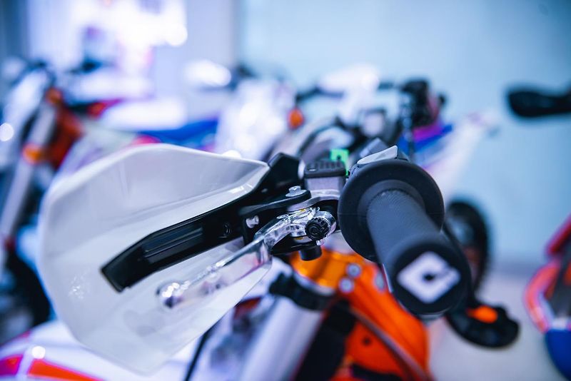 KTM 450 EXC SIX DAYS NOVÁ 0 KM  - fotka 15 z 50
