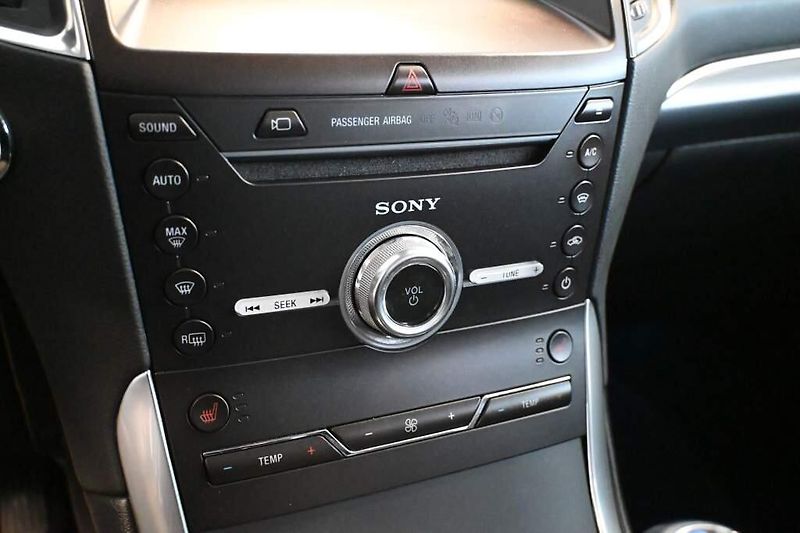 Ford S-MAX (2020) 2.0 LED SONY ACC 7 Míst Tažné - fotka 20 z 39