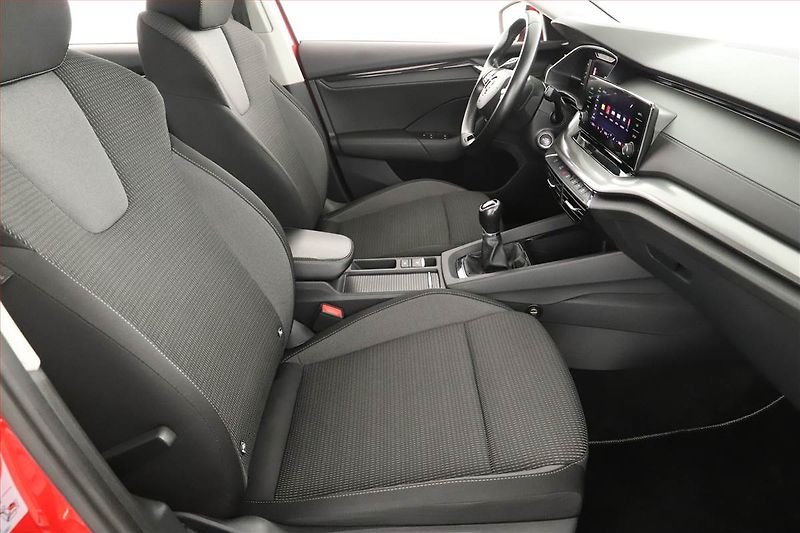 Škoda Octavia (2020) 1.5 TSI, Navi, Tempomat - fotka 7 z 21