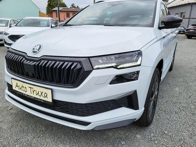 Škoda Karoq 1.5 TSI 110kW DSG SPORTLINE - fotka 36 z 48