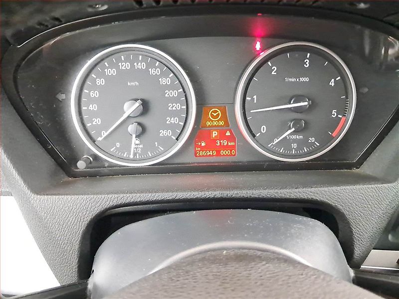 BMW X5 (2009) xDrive30d, 4X4, Automat - fotka 11 z 21