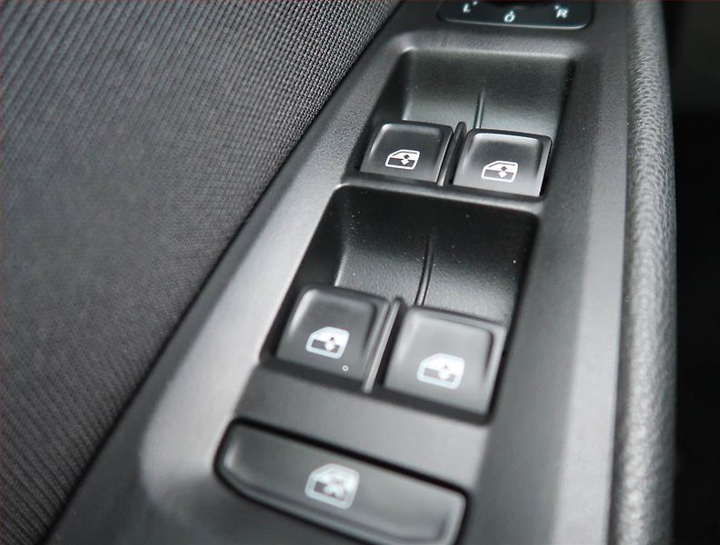 Seat Leon (2015) 1.6 TDI, 4X4, Serv.kniha - fotka 13 z 13