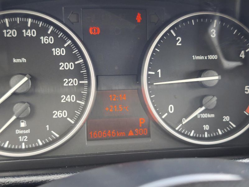 BMW X1 2011 ČR 2.0d 150kW 2.MAJITEL - fotka 9 z 34