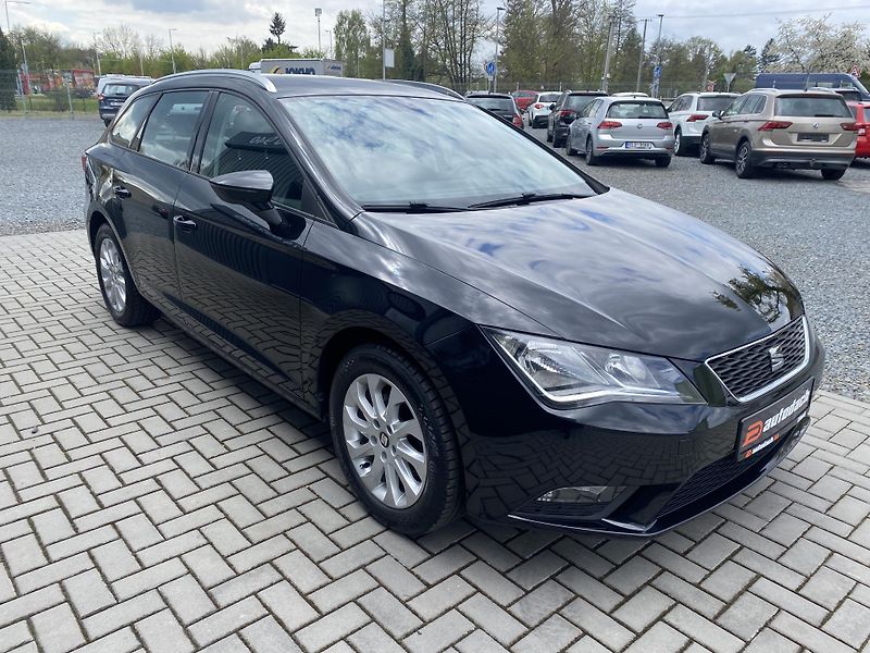 Seat Leon 1.4 TSI 92kW - 1xMAJ.- STYLE - fotka 6 z 41