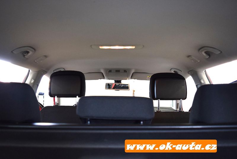 Volkswagen Passat 2.0 TDI DSG PRAVIDELNÝ SERRVIS - fotka 19 z 45