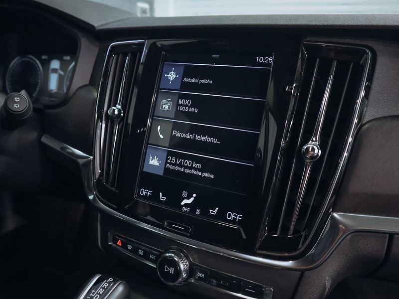 Volvo V90 D5 Cross Country 173 kW - fotka 20 z 26