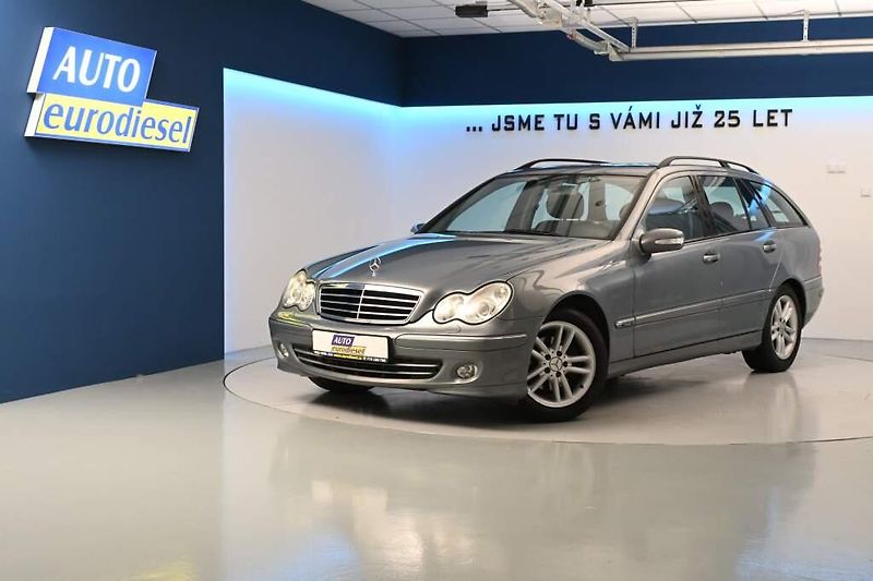 Mercedes-Benz Třídy C (2007) 1.8 200 KOMPRESOR, Avantgarde - fotka 2 z 21