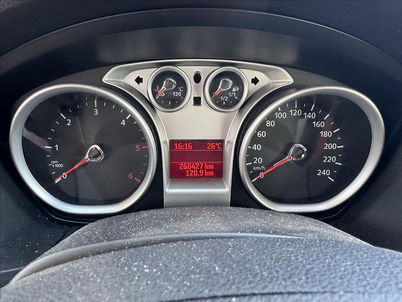 Ford Focus 1,8 tdci - fotka 11 z 15