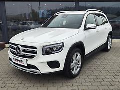 Mercedes-Benz GLB 200d/4Matic AT ČR 1.Maj 7Míst - fotografie inzerátu