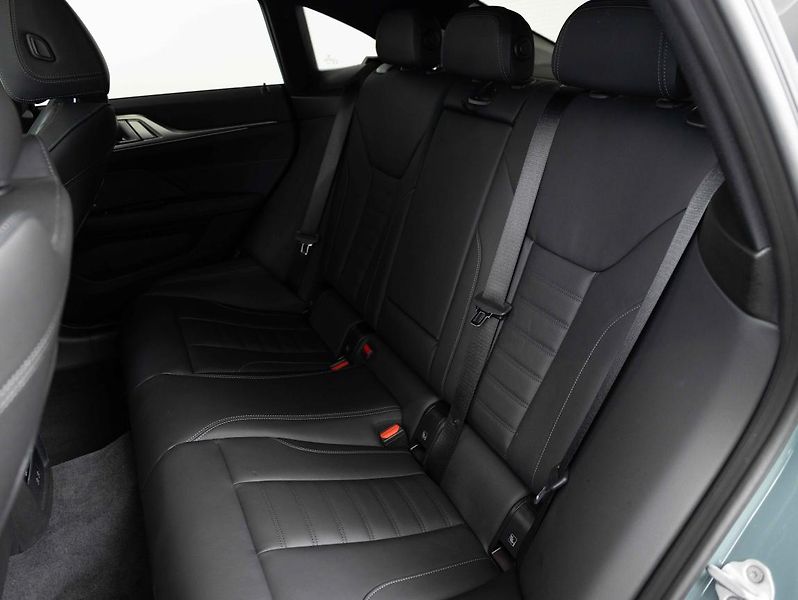 BMW Řada 4 M440i xDrive Gran Coupé - fotka 21 z 21