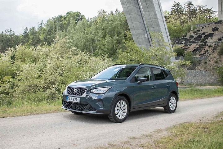 Seat Arona by se měl co nevidět dočkat faceliftu, odcházející model má však stále co nabídnout.
