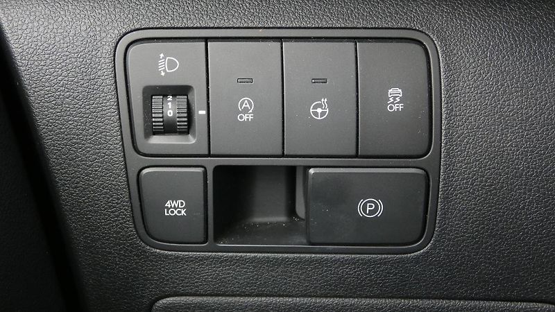 Hyundai Staria 2.2 CRDi Luxury 4x4 Auto - fotka 11 z 32