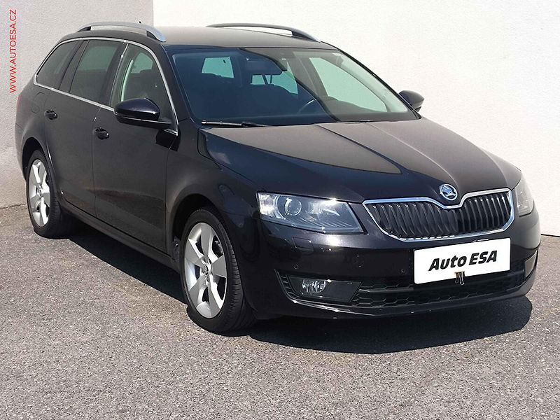 Škoda Octavia (2015) 2.0 TDi 4x4, Style, bixen - fotografie inzerátu