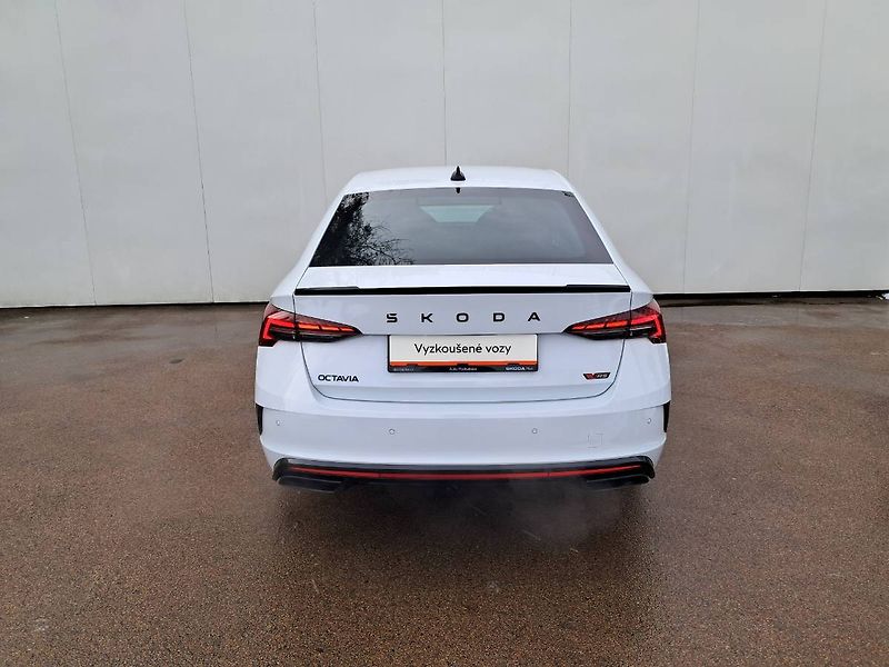 Škoda Octavia (2025) IV RS 2.0 TSI / 195 kW  DSG7 - fotka 31 z 32