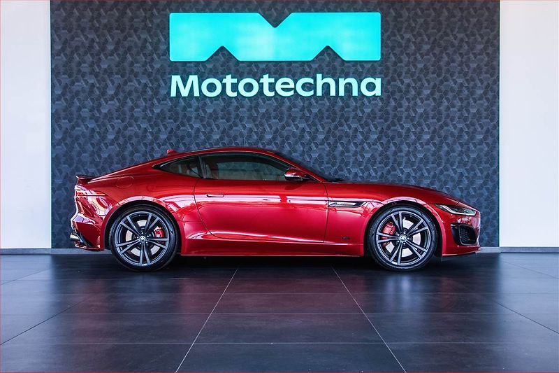 Jaguar F-Type (2024) 575 V8 Kompressor - fotka 6 z 20