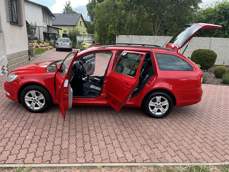 Škoda Octavia 1.2TSI 77KW,EDITION,TZ,ALU,ESP - fotka 26 z 47