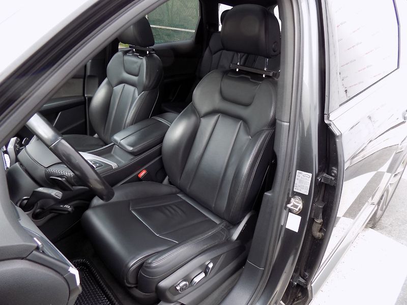 Audi Q7 (2017) 3.0TDI/E-Tron/4x4/Full-LED/ - fotka 14 z 48