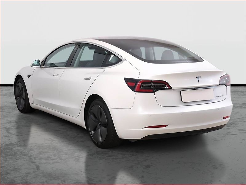 Tesla Model 3 (2019) Long Range 4WD 78kWh, SoH 85% - fotka 4 z 20