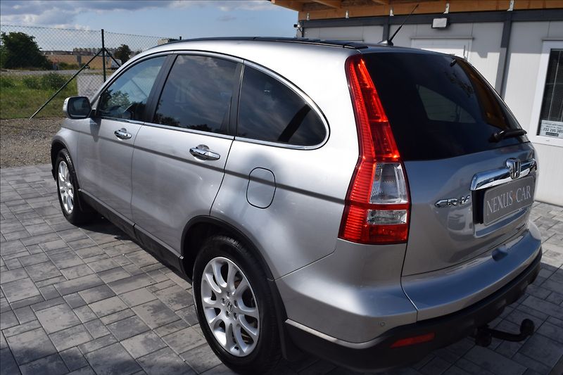 Honda CR-V 2,0 I 110KW 4X4 TAŽNÉ TOP! - fotka 7 z 51