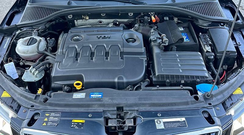 Škoda Octavia (2014)  III COMBI 1.6 TDI 2014 77KW - fotka 8 z 23