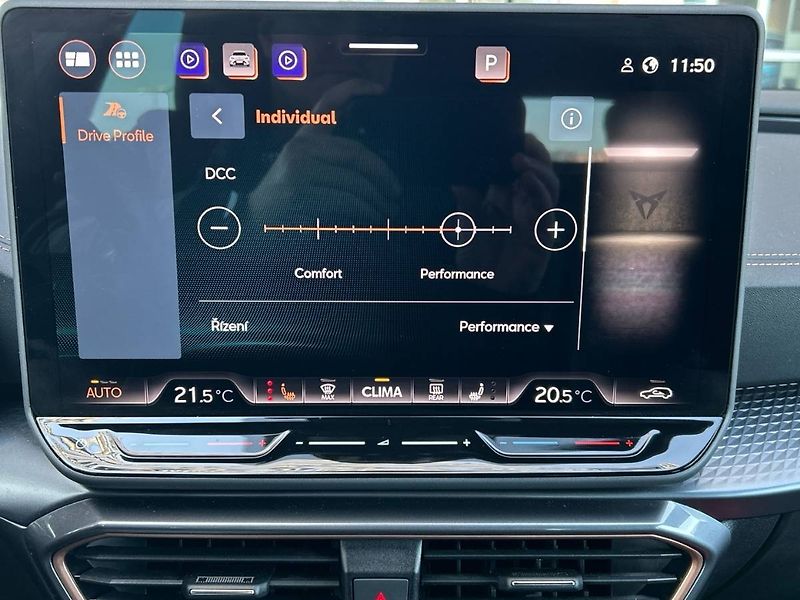 Cupra Formentor (2025) 1.5 eTSI 7DSG - fotka 11 z 35