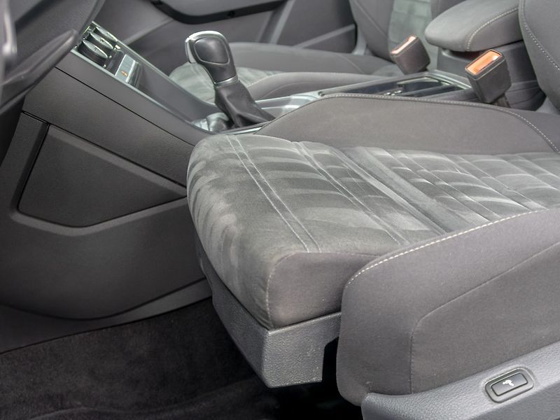 Volkswagen Touran (2019) ČR 1.5TSI 110KW DSG LED – NAVI - fotka 19 z 55